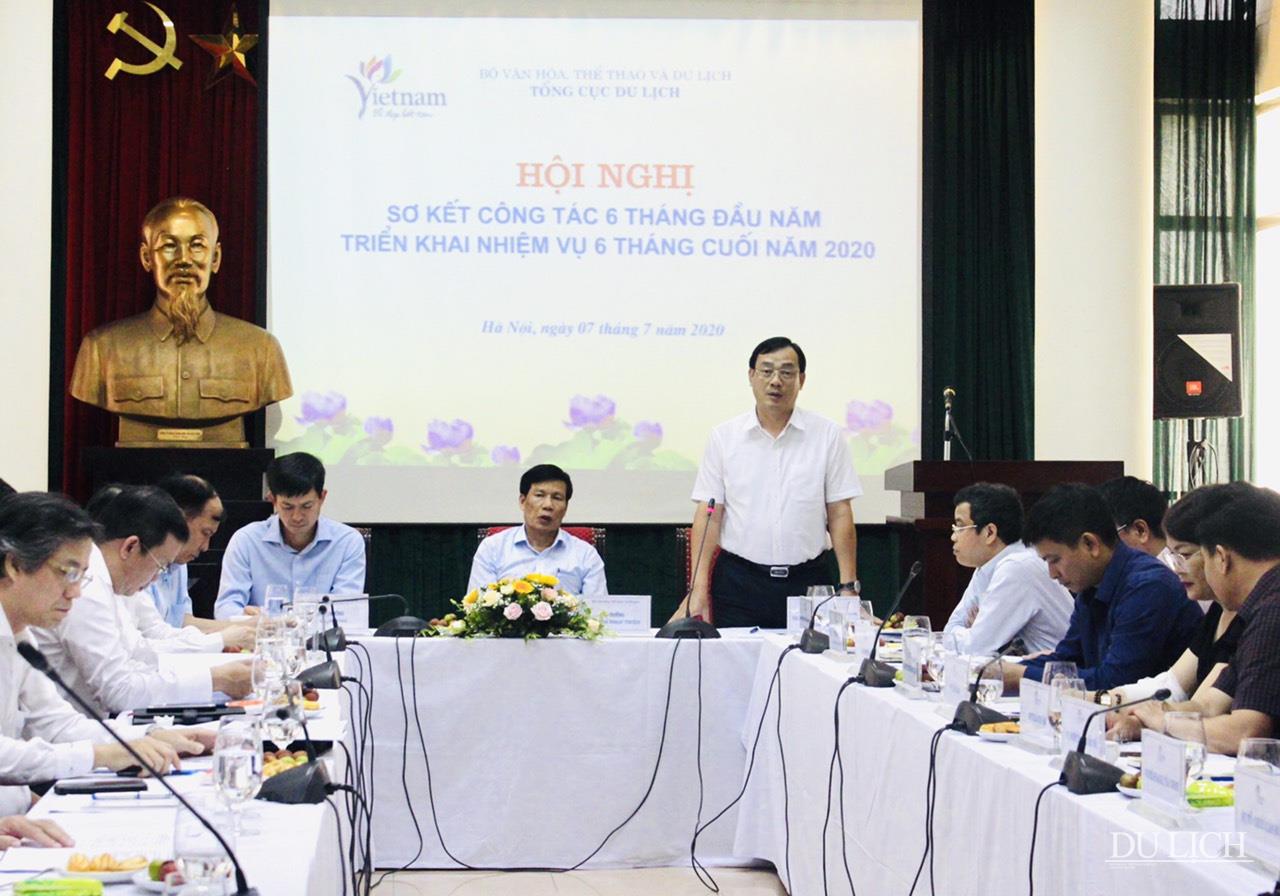 Tổng cục trưởng TCDL Nguyễn Trùng Khánh tiếp thu các ý kiến tại Hội nghị